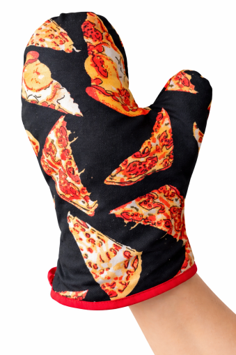Кухненска ръкавица – надеждна защита и удобство при готвене