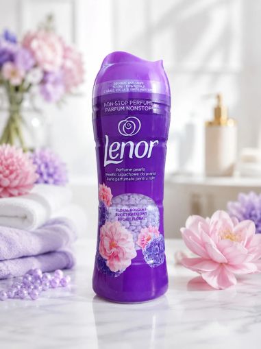 Парфюмни перли за пране Lenor Floral Bouquet с аромат на пищен цветен букет – Нон-стоп луксозна свежест за Вашите дрехи 270гр.