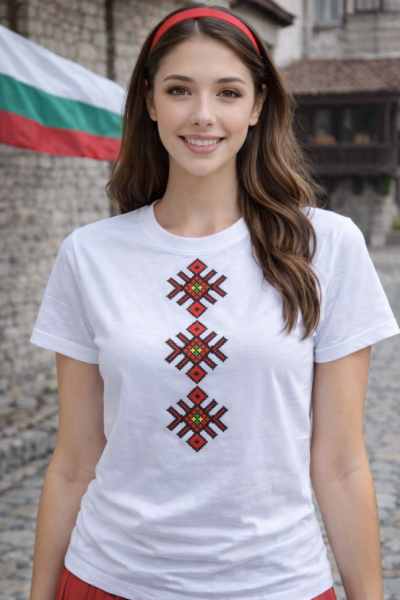 Дамска тениска Malfini Basic 134 с български фолклорен мотив - модерен стил и комфорт! 